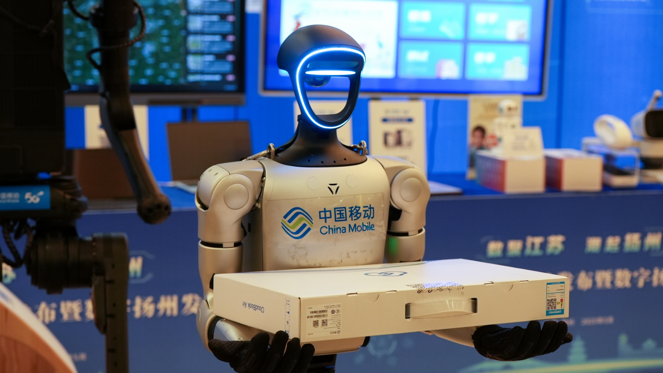 “十五五”末算力智能收入如何翻番？中国移动详解完整打法